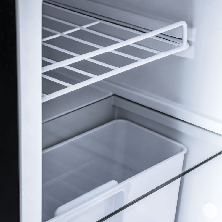 Układ półek wewnątrz Yolco RL80D Black